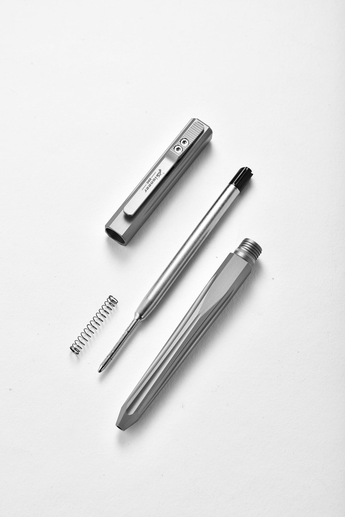 PioneerEDC Titanium Pen Multi-functional Lightweight EDC Pen Glass Breaker Rust-Proof Materials Customizable Tactical Tool