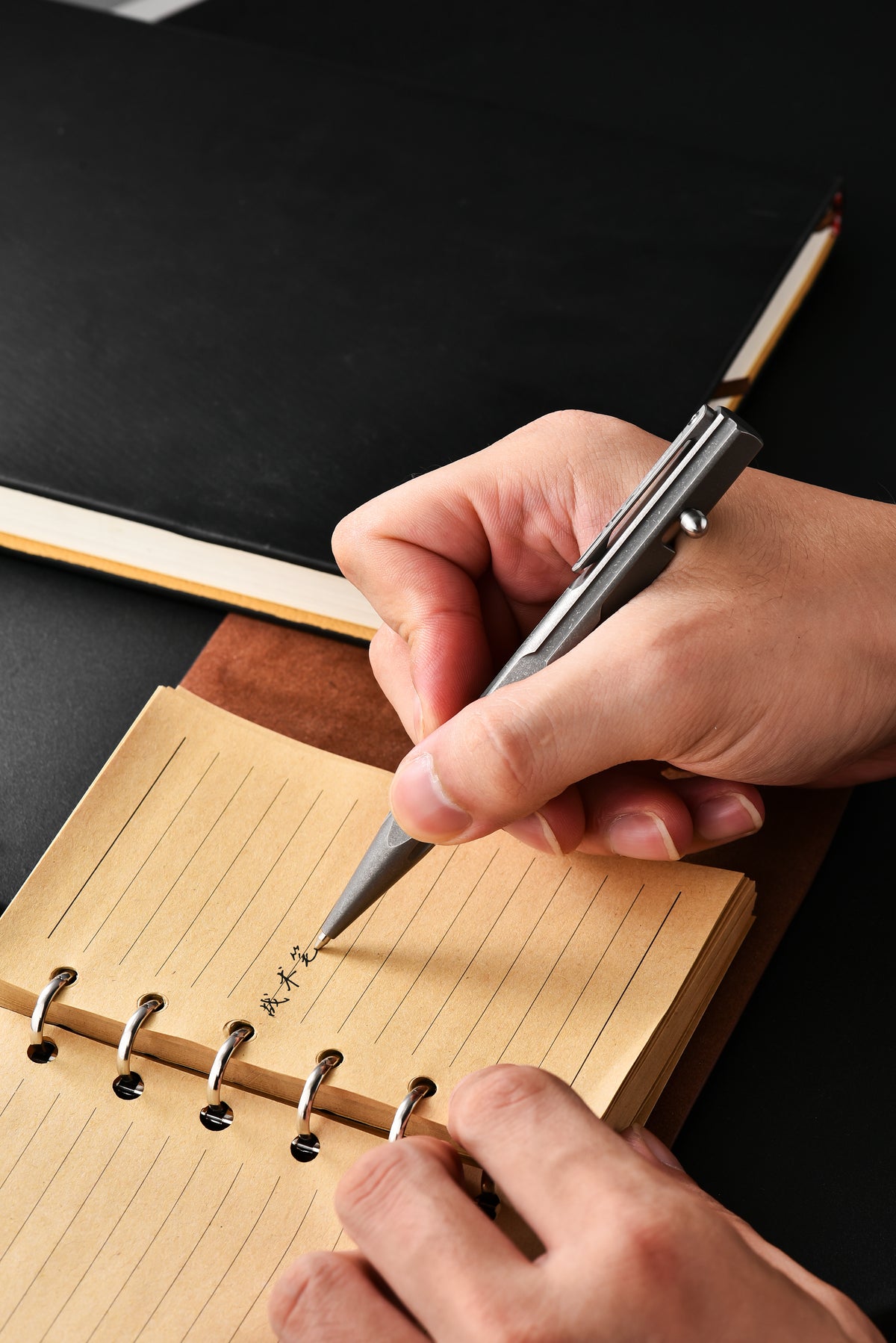 PioneerEDC Titanium Pen Multi-functional Lightweight Titanium Alloy Pen New Tactical Bolt Action Design