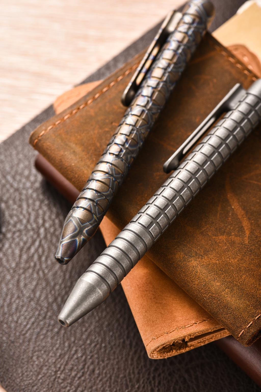 PioneerEDC Titanium Alloy Tactical Pen Portable Signature Pen for Outdoor Hiking Fun Bolt-Action Switch Fountain Pen